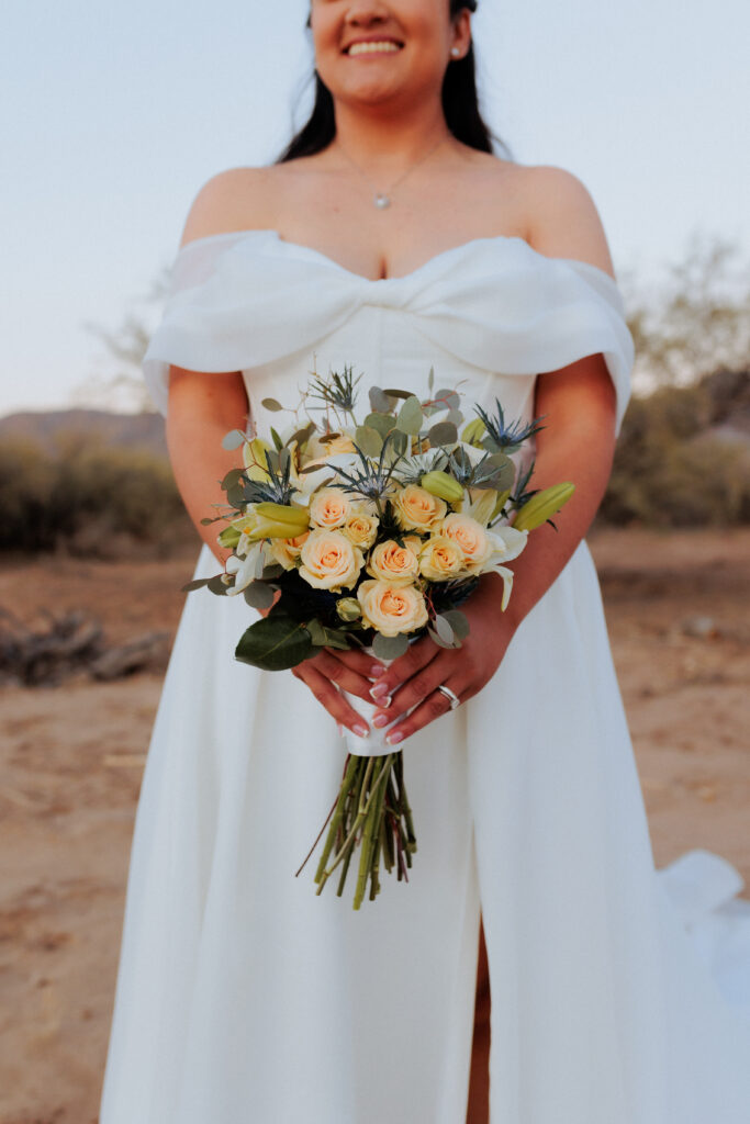bride flowers at willcox wedding
